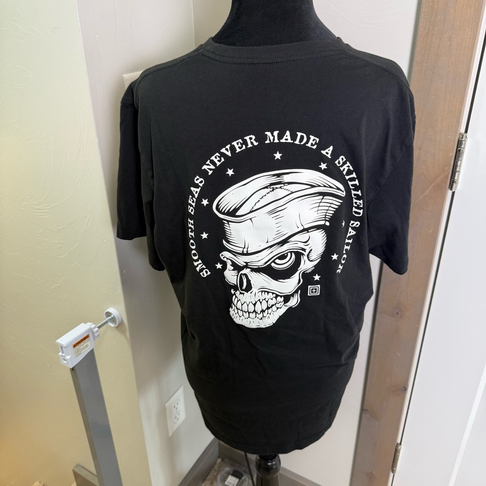5.11 Tactical Women Black Sailor Graphic T-Shirt Biker Navy Short Sleeve Fitted
